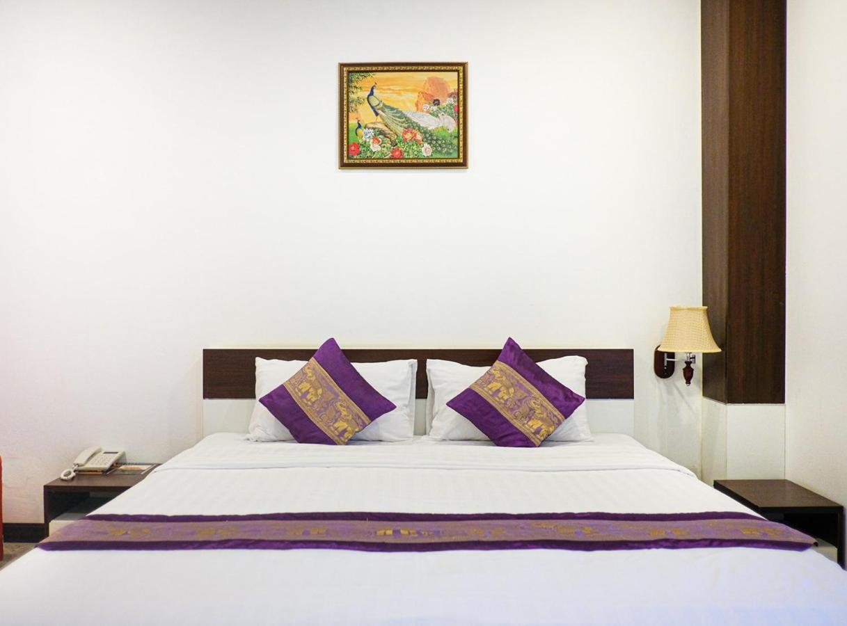Chokdee Place Sakon Nakhon Esterno foto